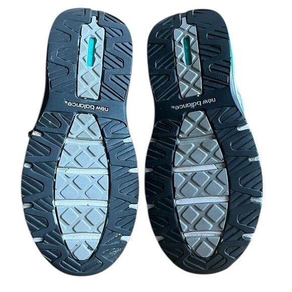 New Balance 1540v2 Women’s Athletic Shoes in Gray and Teal, Size 8.5 wide - Picture 4 of 10